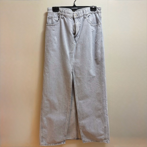Zara Dresses & Skirts - Zara Denim Maxi Skirt Light Wash High Rise Straight Fit Women’s Size M
